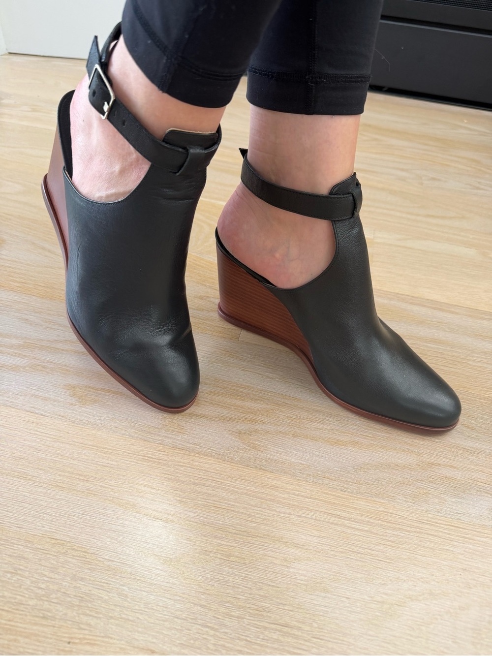 Matt Bernson Black Leather Ankle Strap Wedge Booties/ Size 10/ Never Worn